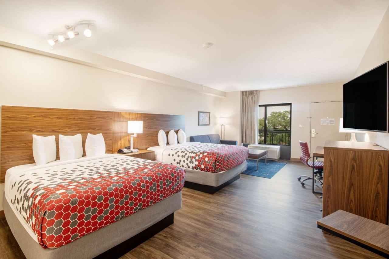 Econo Lodge Inn & Suites Foley-North Gulf Shores المظهر الخارجي الصورة