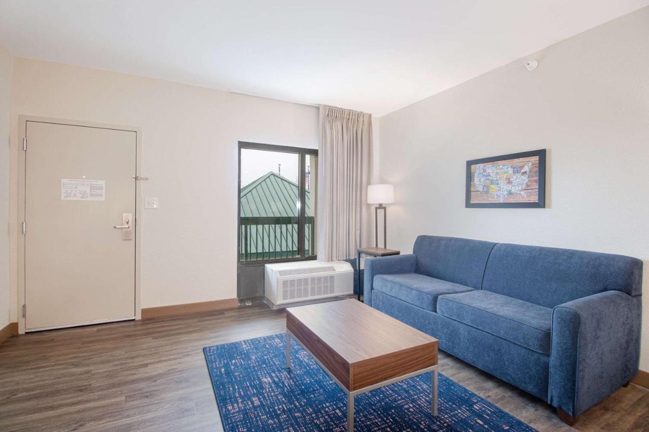 Econo Lodge Inn & Suites Foley-North Gulf Shores المظهر الخارجي الصورة
