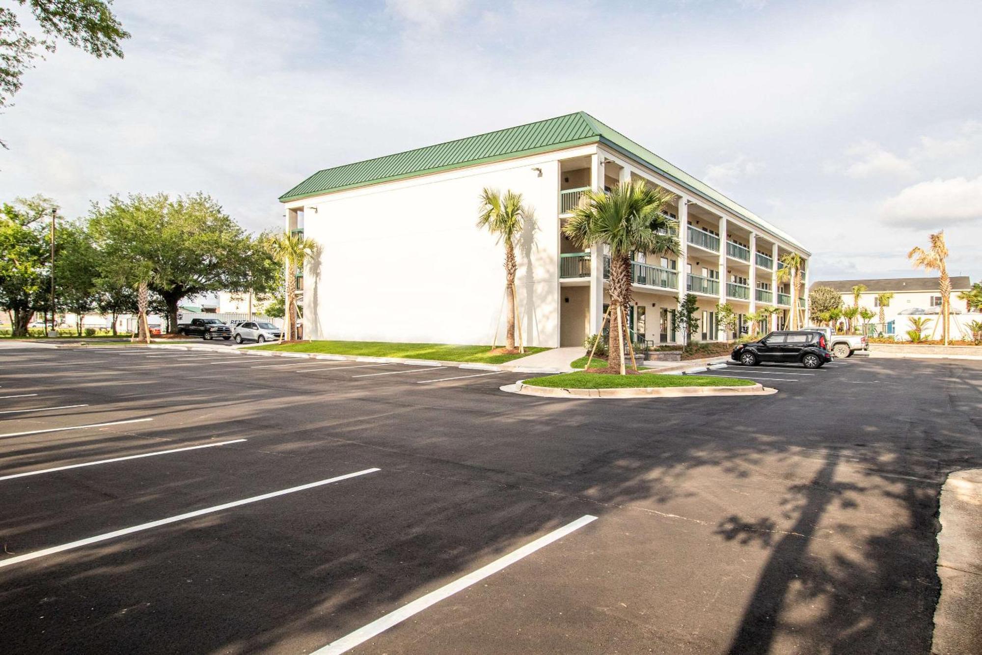Econo Lodge Inn & Suites Foley-North Gulf Shores المظهر الخارجي الصورة