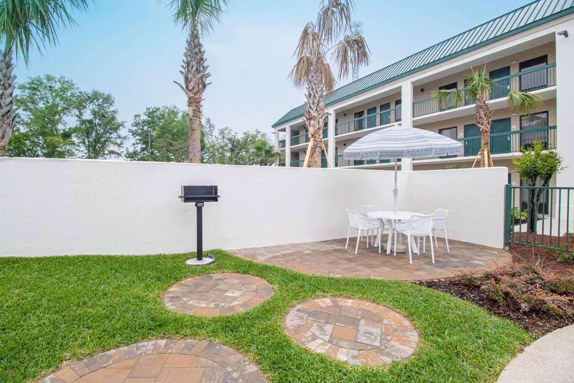 Econo Lodge Inn & Suites Foley-North Gulf Shores المظهر الخارجي الصورة